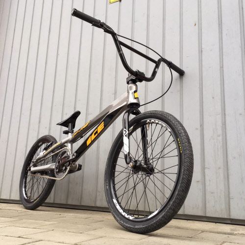 Ice f hotsell 118 bmx frame